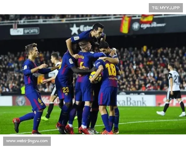 西甲联盟会议讨论裁判改革，视频回顾项目推进