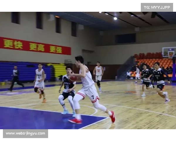 校园篮球赛成新生融入平台，体育道德风尚受推崇